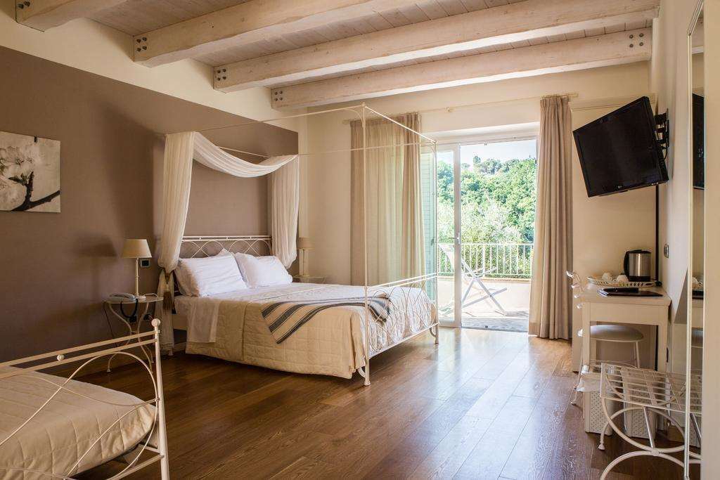 Hotel Giardino Suites And Spa - Numana Quarto foto